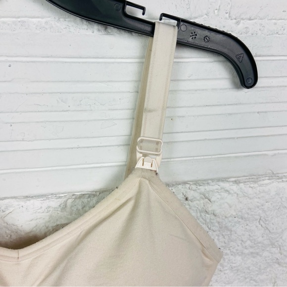 HOFISH Nude colored stretch comfy breastfeeding bra size large - Picture 6 of 12